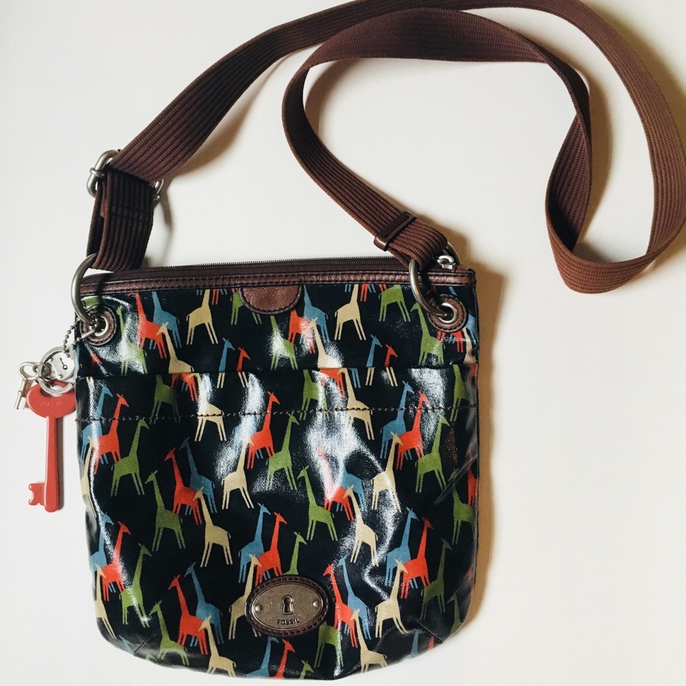 Fossil crossbody purse, giraffe print